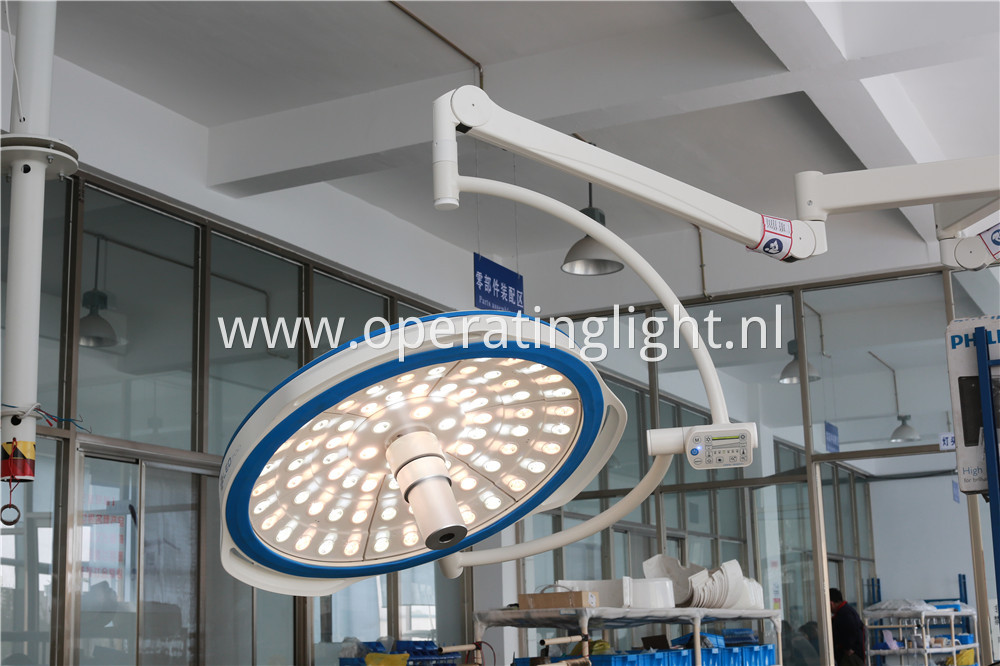Medical led light with camera system